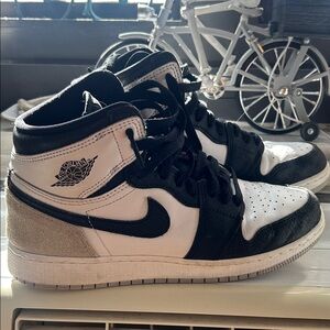 Nike women’s Air Jordan High OG casual shoes